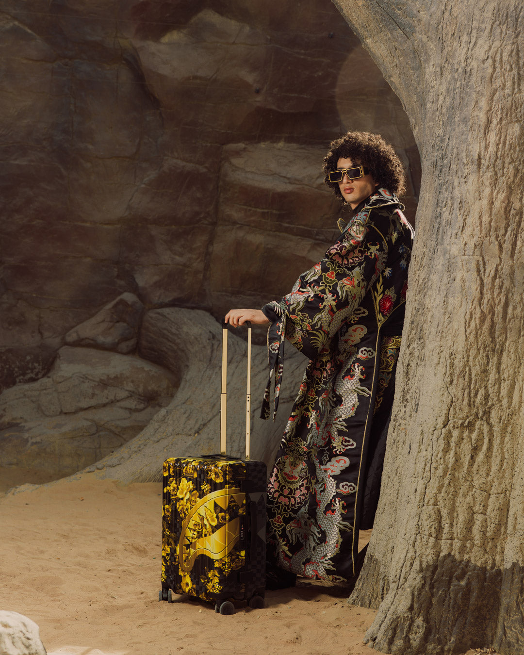 BILLIONAIRE BLOOM CARRY-ON LUGGAGE - Image 4