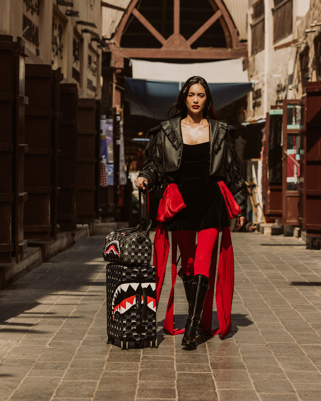 SHARK MOB HIDEOUT CARRY-ON LUGGAGE - Image 6