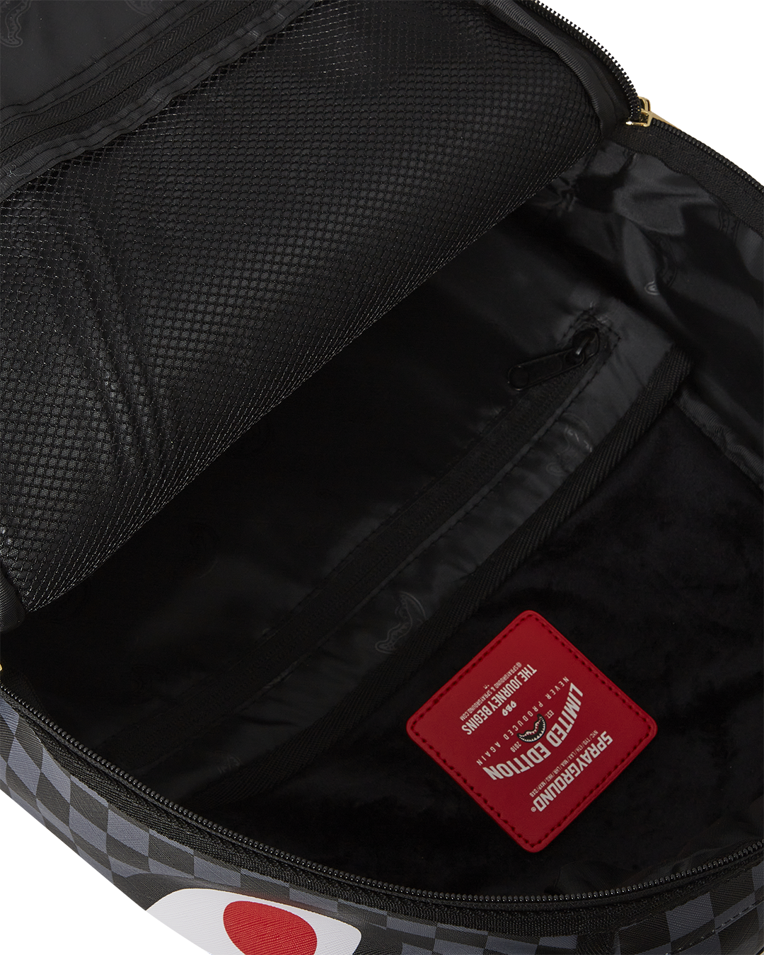 AQUAMAN TRIDENT BACKPACK - Image 8